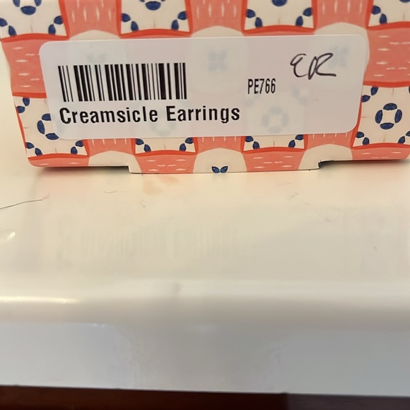 Plunder creamsicle earrings - Picture 2 of 2